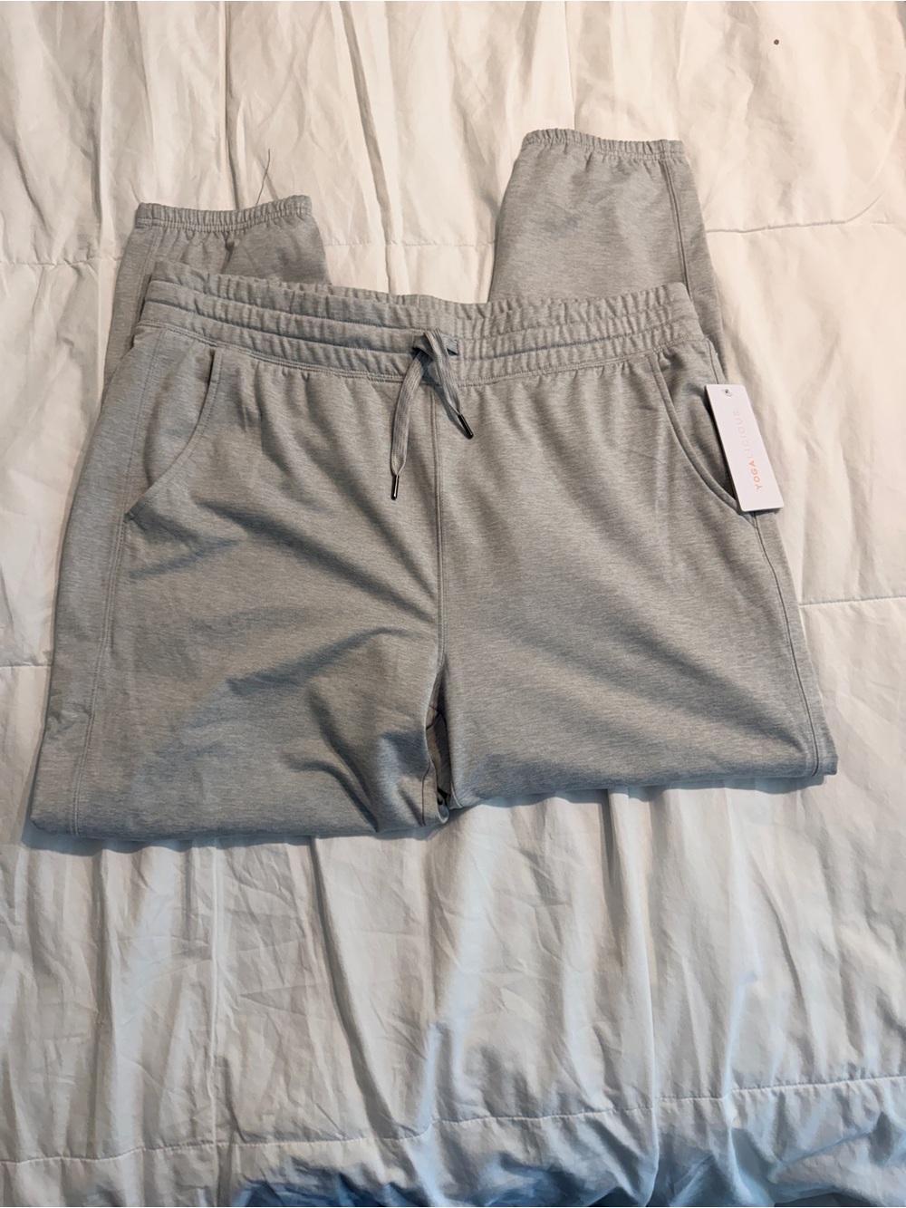 NWT Yogalicious Cationic Jersey Urban Run Joggers Heather Gray XL